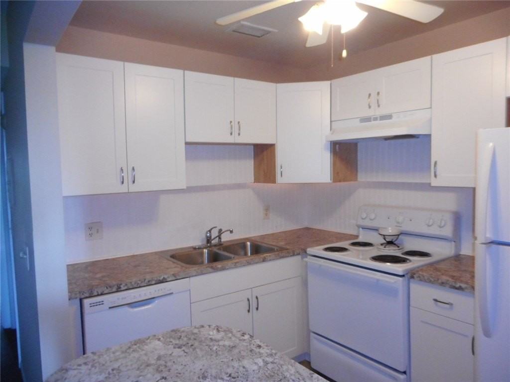 20 Vista Gardens Trl #104 - Photo 3 of 8