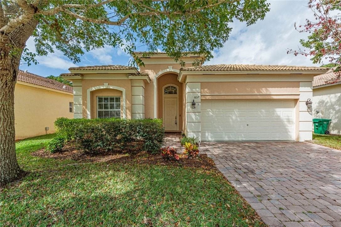 5717 Spanish River Rd - Photo 2 of 36