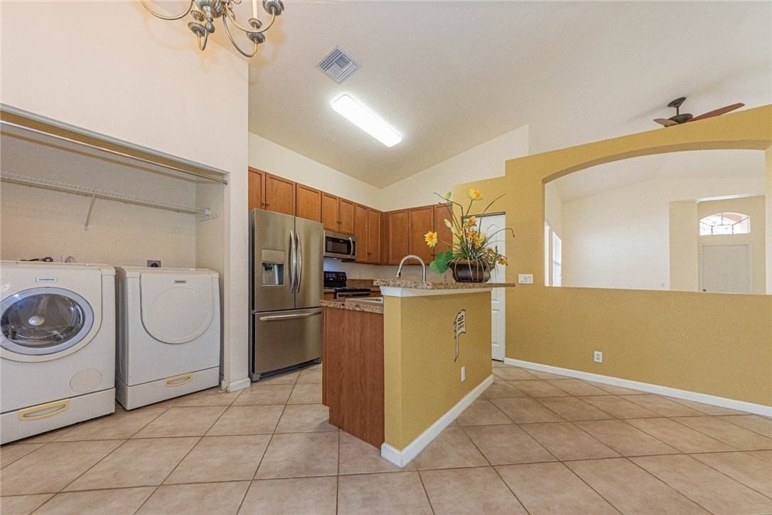 5717 Spanish River Rd - Photo 4 of 36