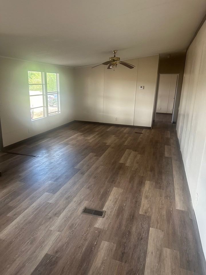 3153 N Eddy Dr - Photo 2 of 10