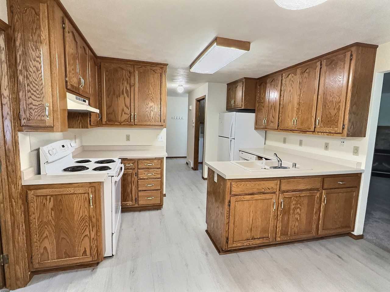 3181 Westowne Ct - Photo 7 of 25
