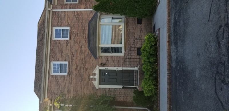 481 Bramblewood Ln - Photo 2 of 33