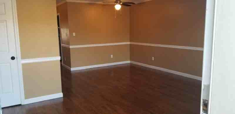 481 Bramblewood Ln - Photo 4 of 33
