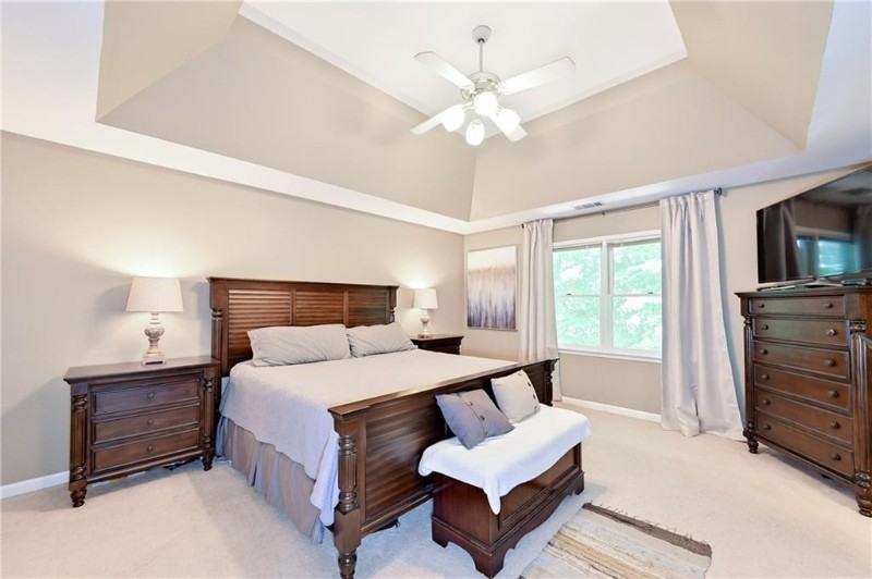 8903 Carroll Manor Dr - Photo 5 of 17