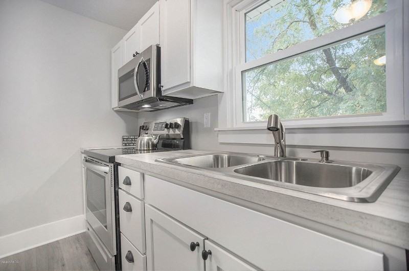 25 E 16th St #2 - Photo 3 of 16