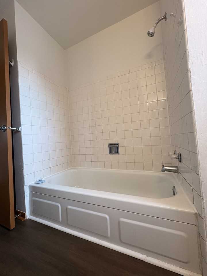 4520 13th St #4520 - Photo 3 of 5
