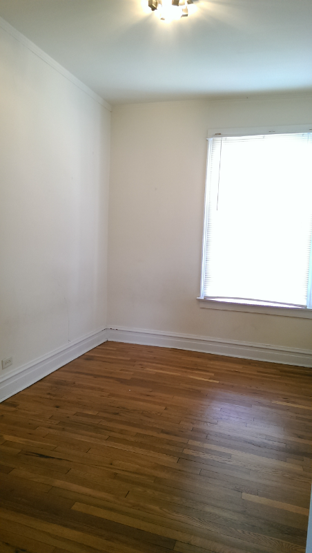3711 W School St #2 - Photo 3 of 8