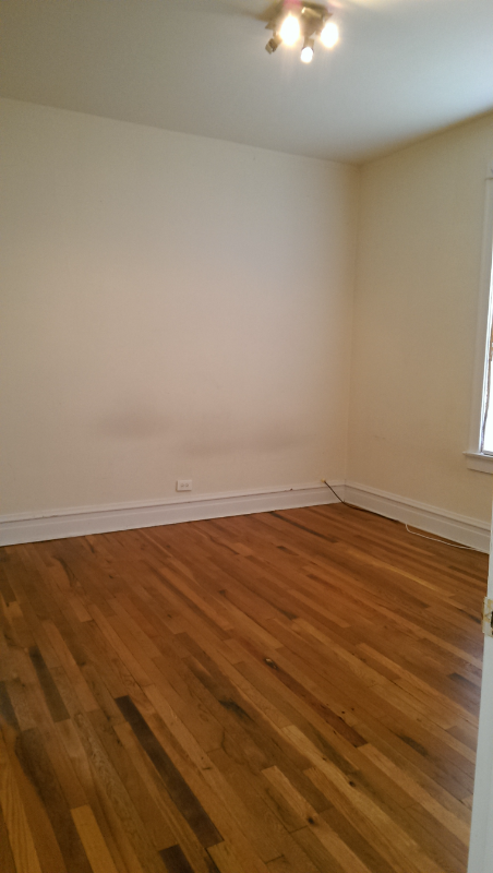 3711 W School St #2 - Photo 5 of 8