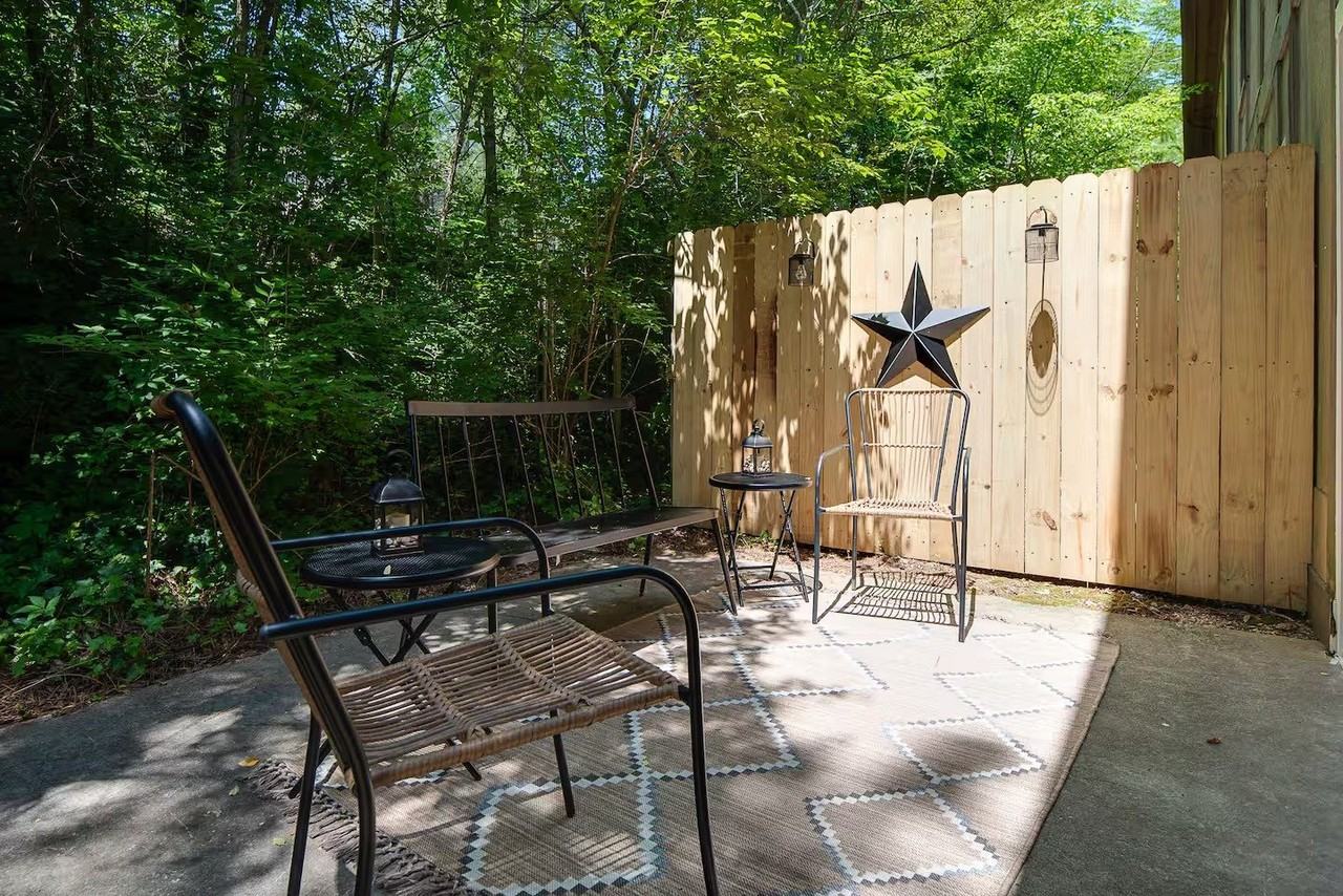 116 Arcadia Ln #A - Photo 2 of 13
