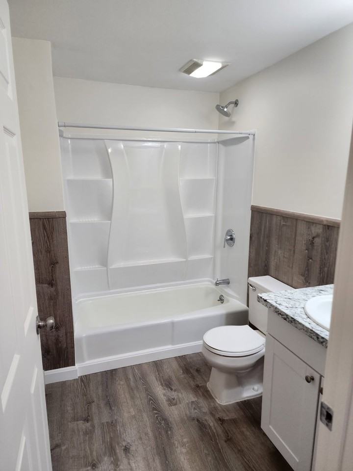 128 Loudon Rd #2F - Photo 7 of 17
