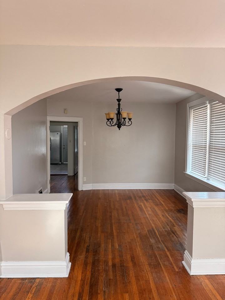 3863 Meramec St #A - Photo 4 of 14