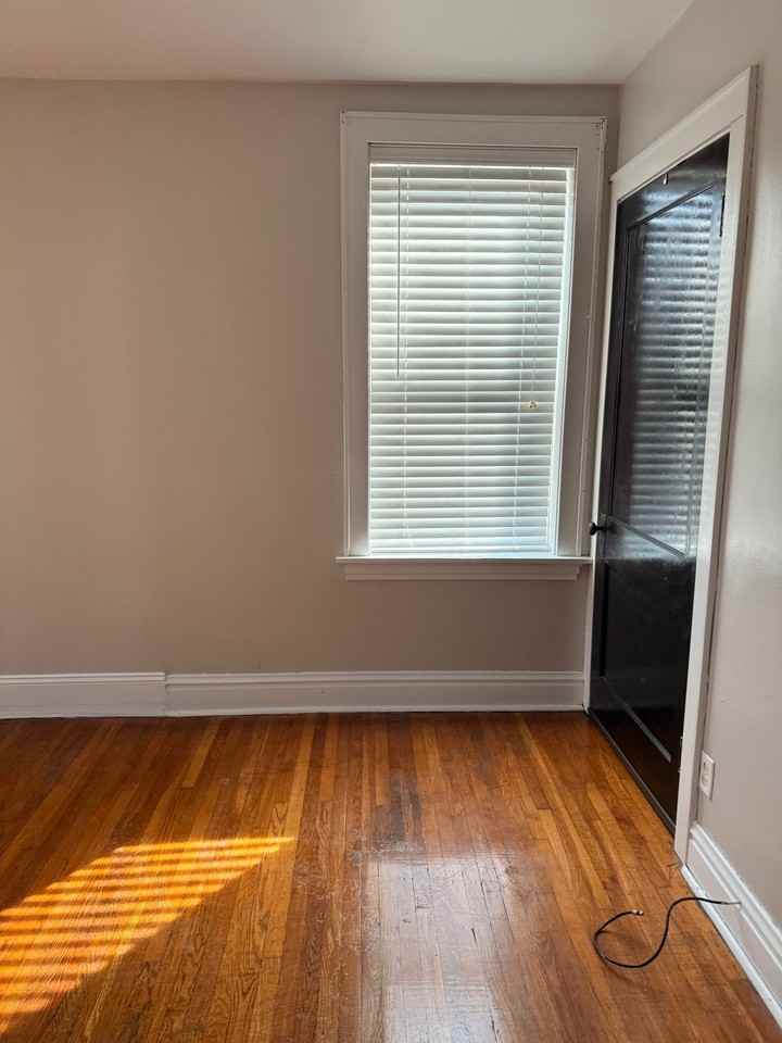 3863 Meramec St #A - Photo 6 of 14
