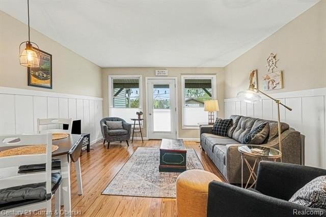 650 Conger St #2 - Photo 4 of 21
