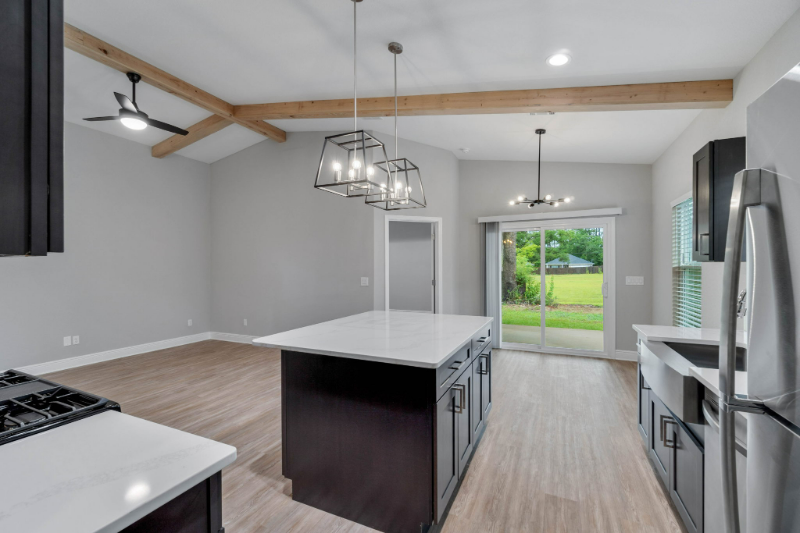 8278 Nelson St - Photo 2 of 47