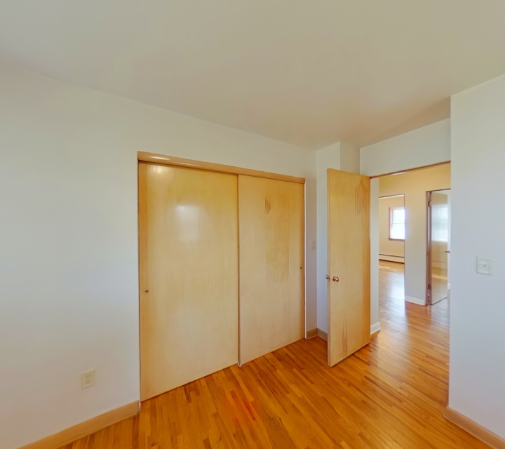 404 8th Ave Se #1 - Photo 6 of 6