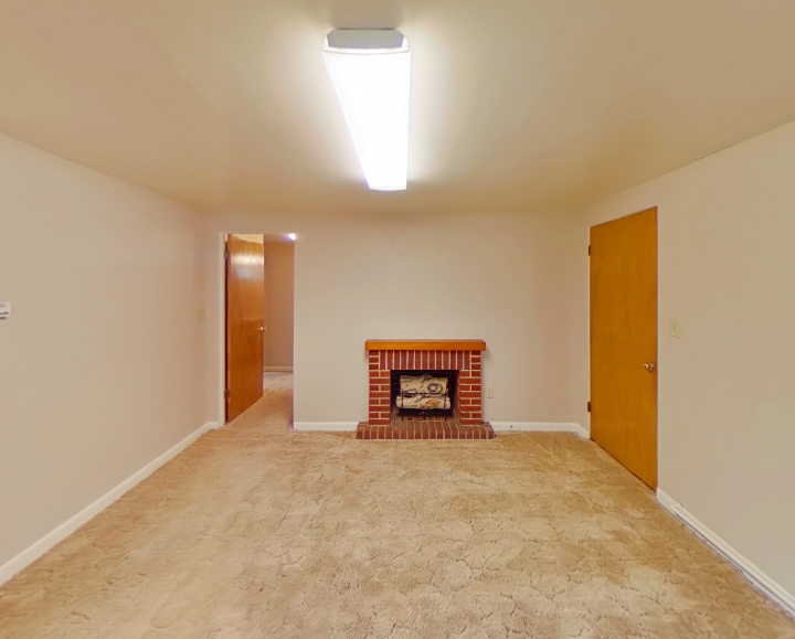 404 8th Ave Se #2 - Photo 5 of 5
