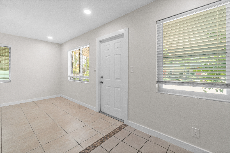 1790 Redbank Rd - Photo 4 of 11