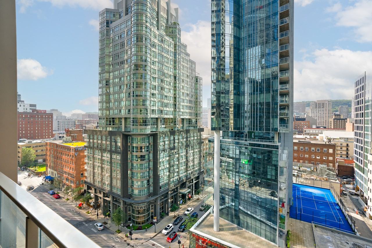 1380 Boulevard René-Lévesque Ouest #1003 - Photo 5 of 26