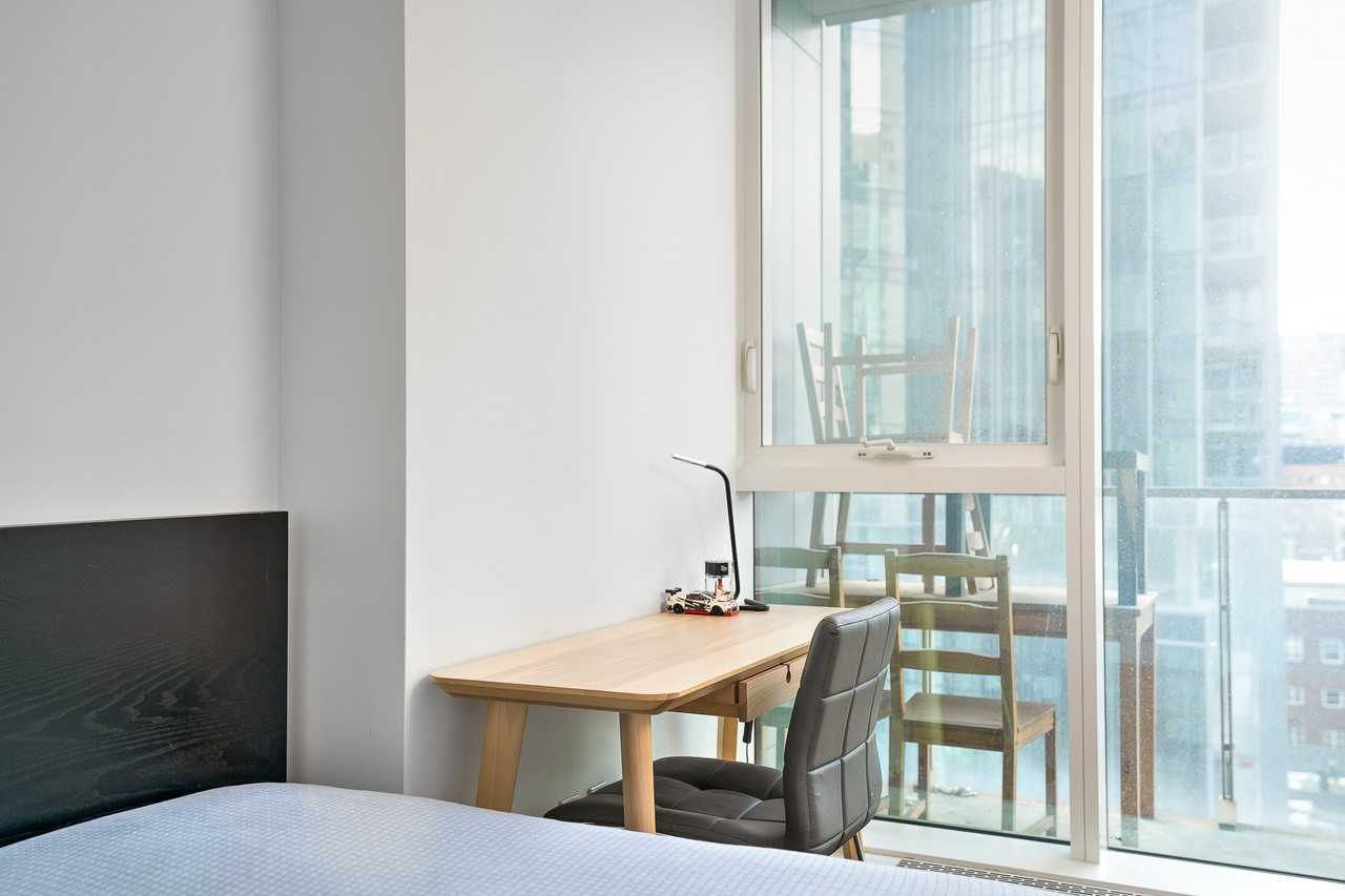 1380 Boulevard René-Lévesque Ouest #1003 - Photo 6 of 26