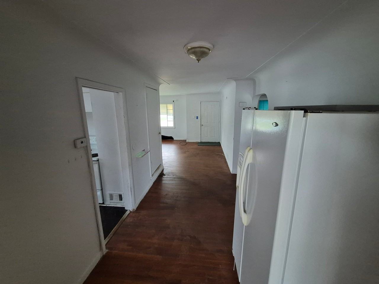 2738 Berkley St - Photo 6 of 23