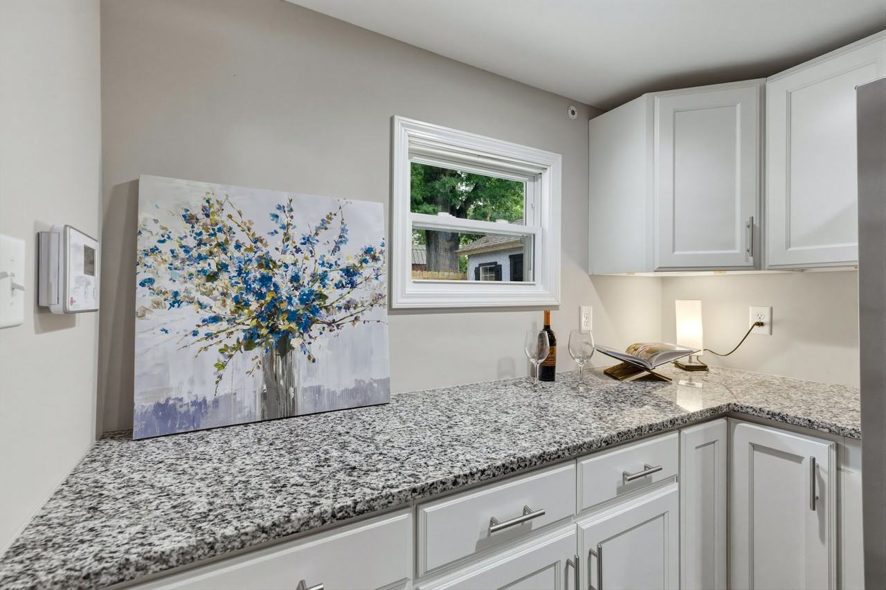 503 E Juniper Ave #NA - Photo 5 of 20