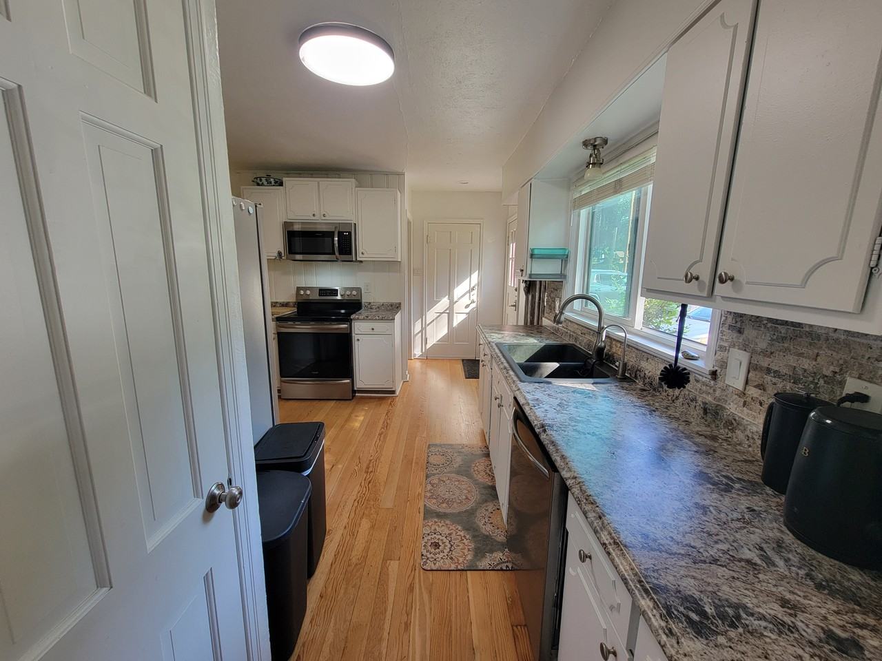 1414 68th St #1414 - Photo 2 of 23