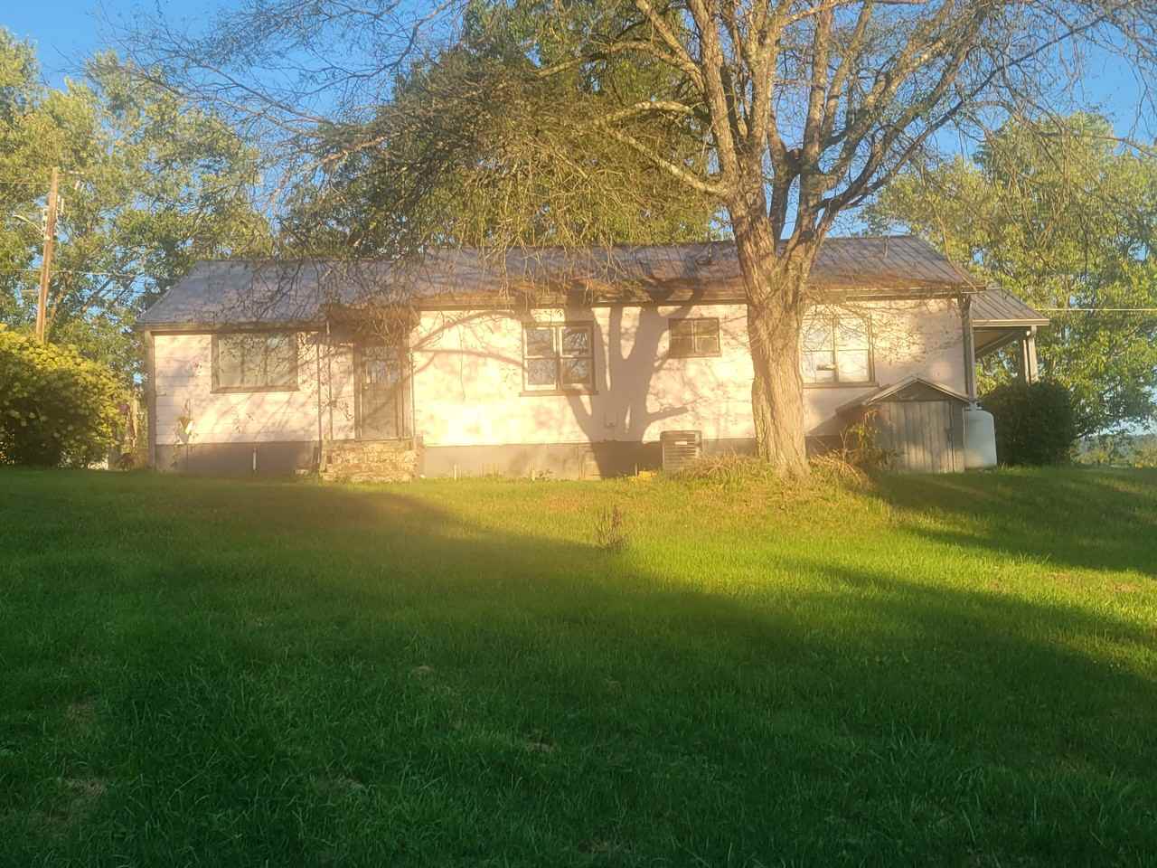 645 Thompson Cove Rd #NA - Photo 2 of 17