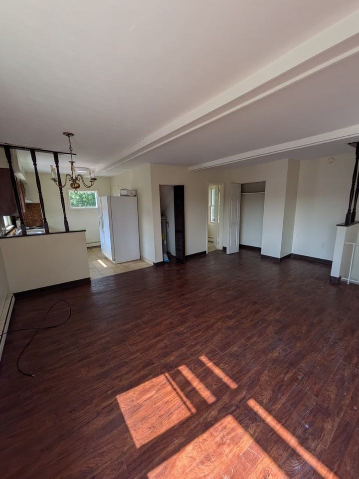 388 Main St #1 - Photo 4 of 11