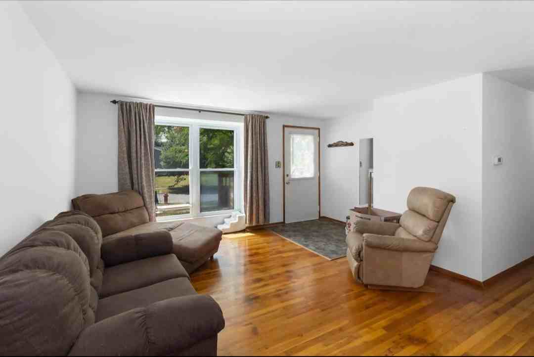 1406 Archmere Sq N #NA - Photo 2 of 19