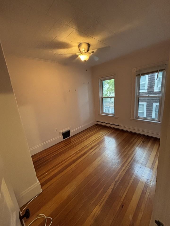 11 Endicott Ave #1 - Photo 3 of 8