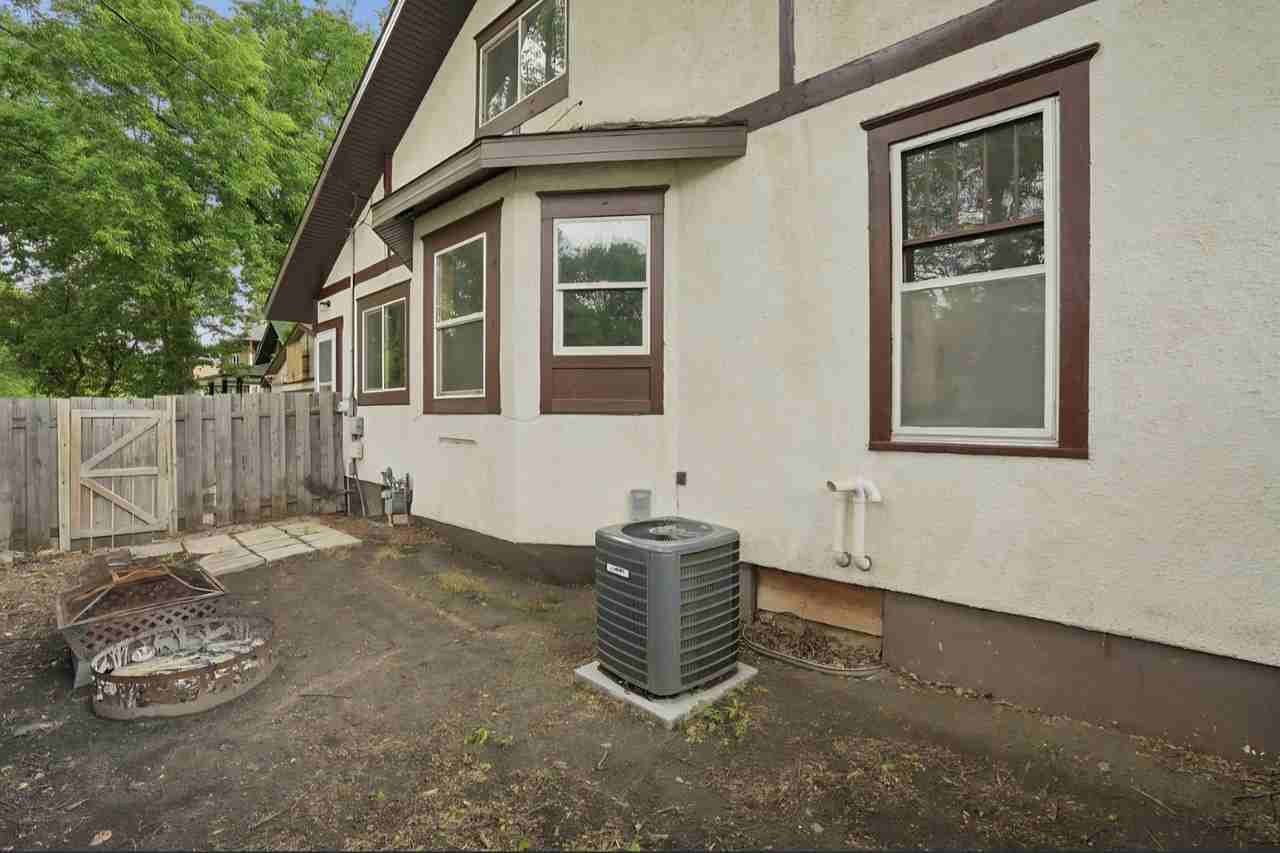 223 11th Ave N #NA - Photo 5 of 29