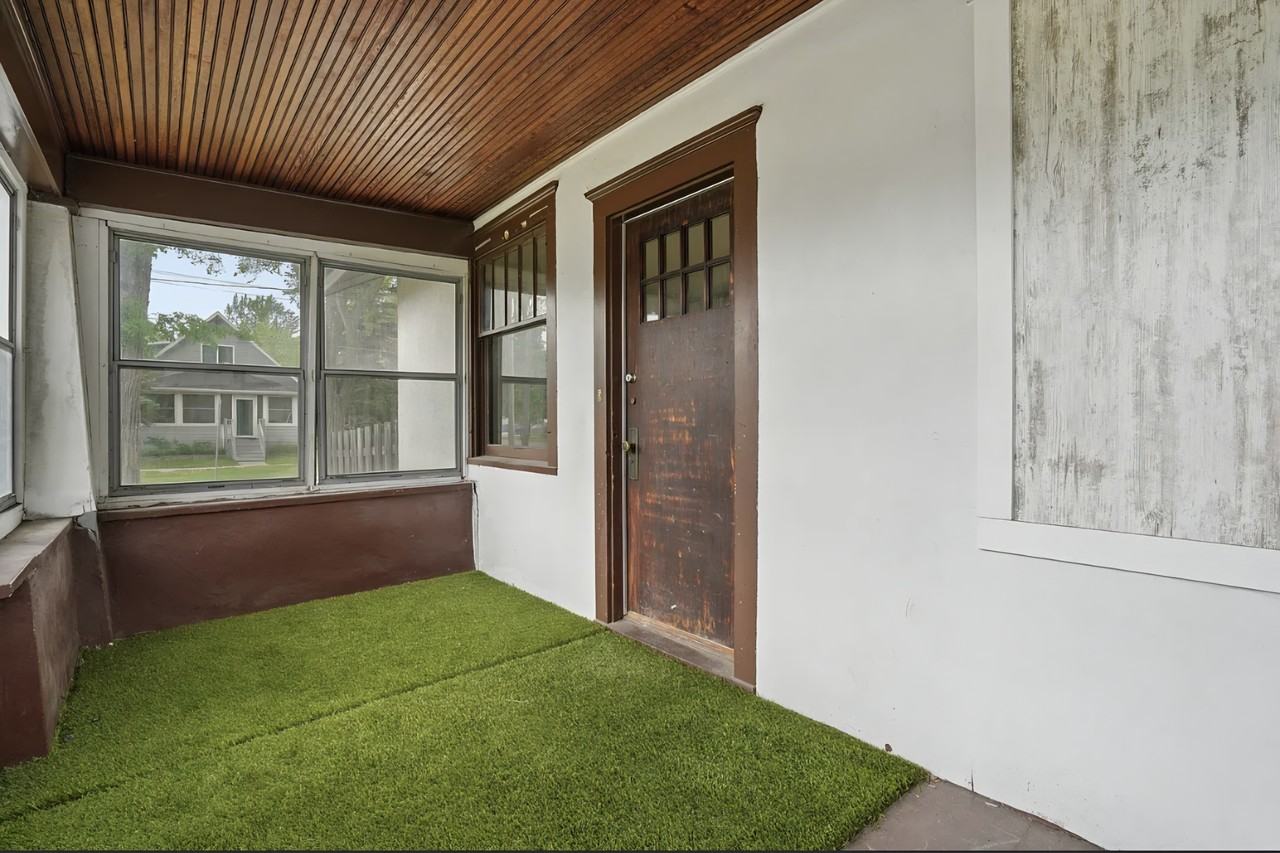 223 11th Ave N #NA - Photo 6 of 29