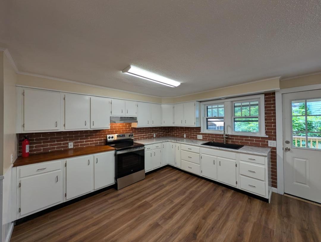 36 Cleveland Ave - Photo 2 of 12