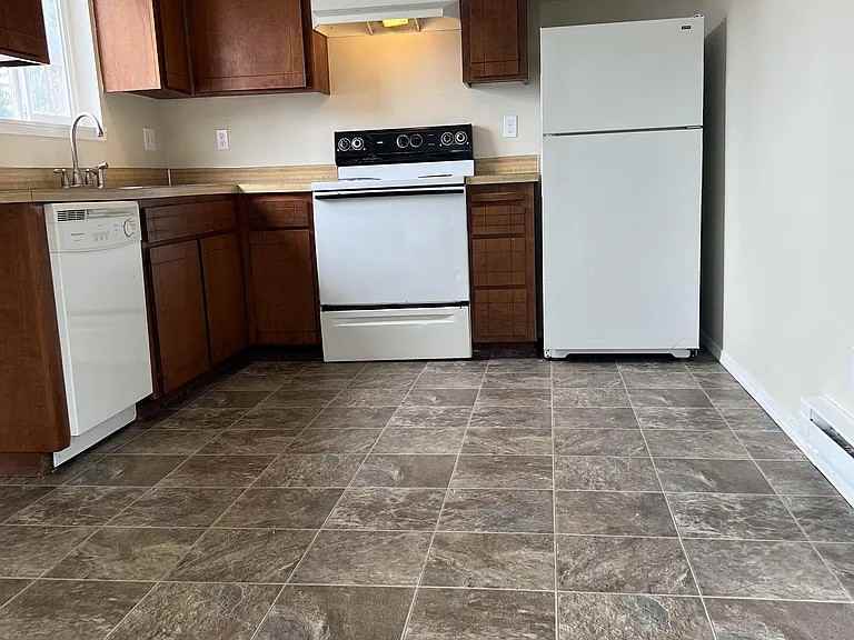 416 Ontario St #1 - Photo 3 of 7
