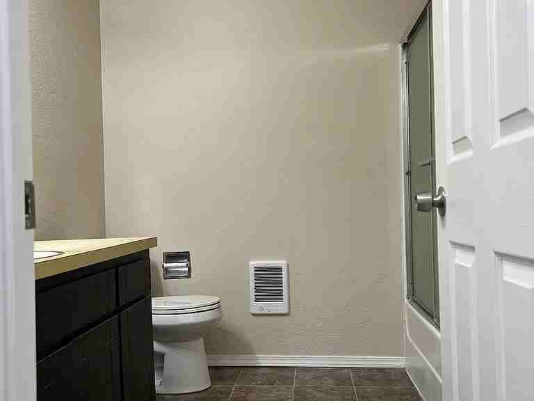 416 Ontario St #1 - Photo 6 of 7