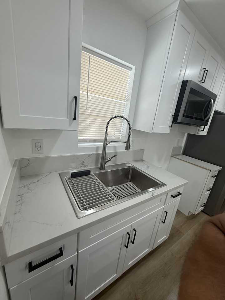 13407 Helen St #B - Photo 4 of 20
