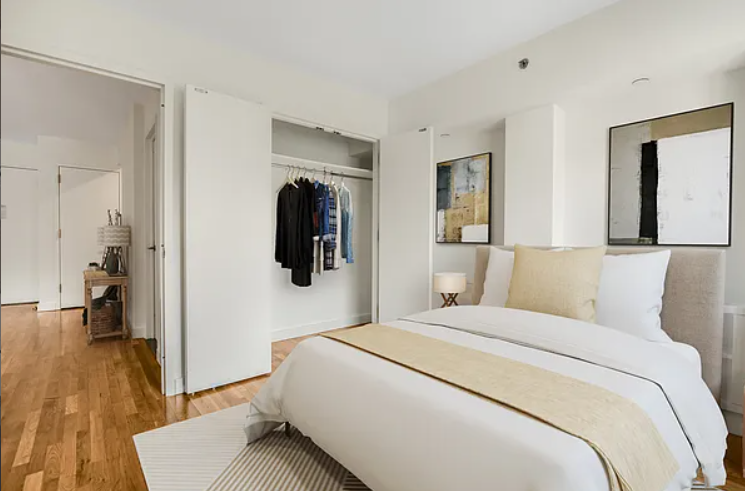 111 W 15th St #511 - Photo 4 of 5