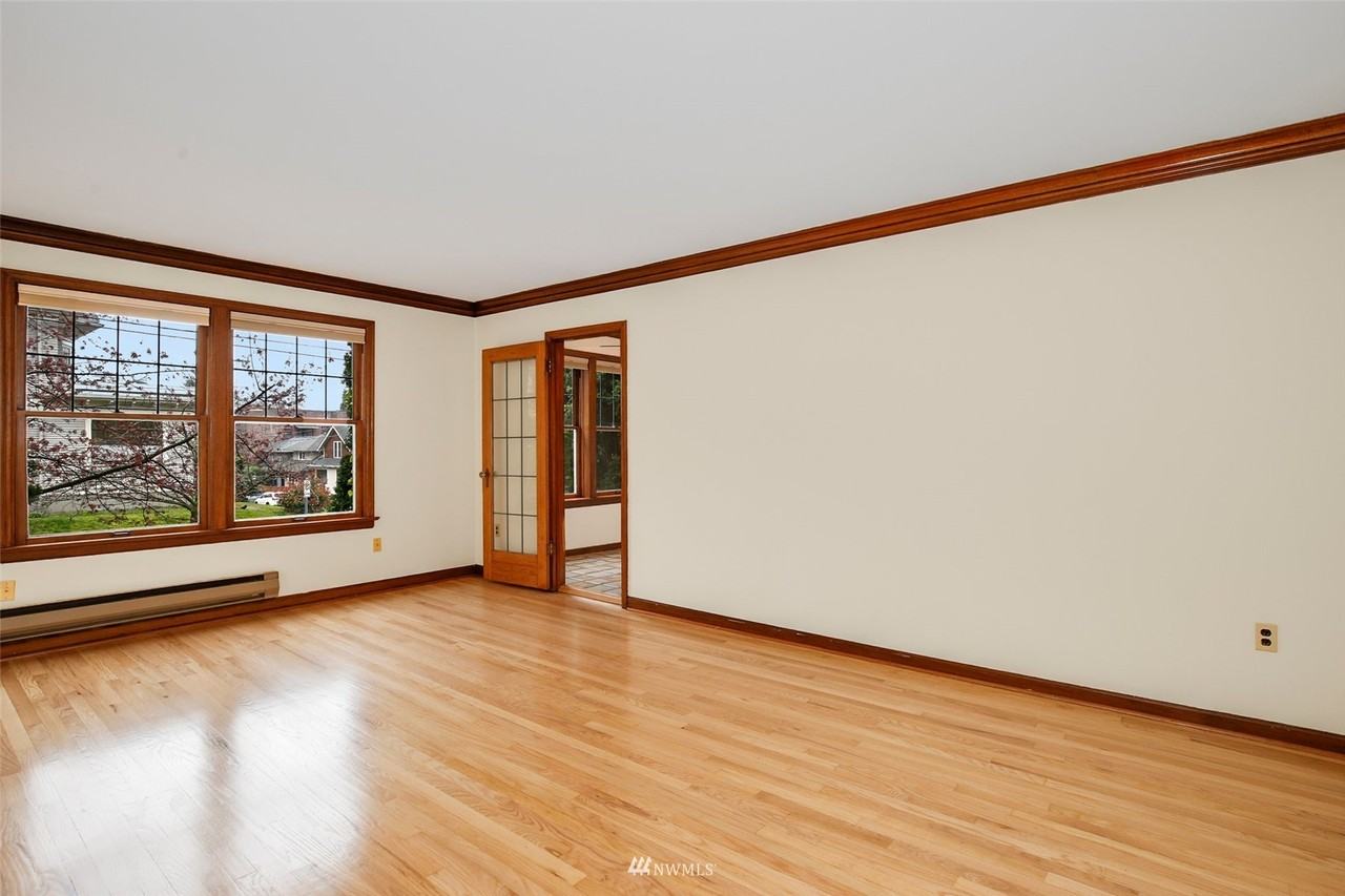 400 Boylston Ave E #102 - Photo 5 of 21