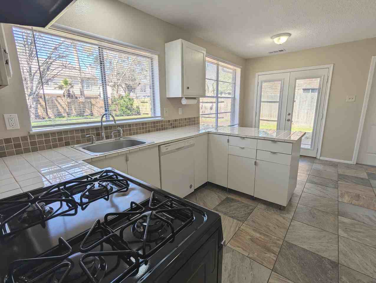 5639 Windsong Trl #NA - Photo 7 of 22