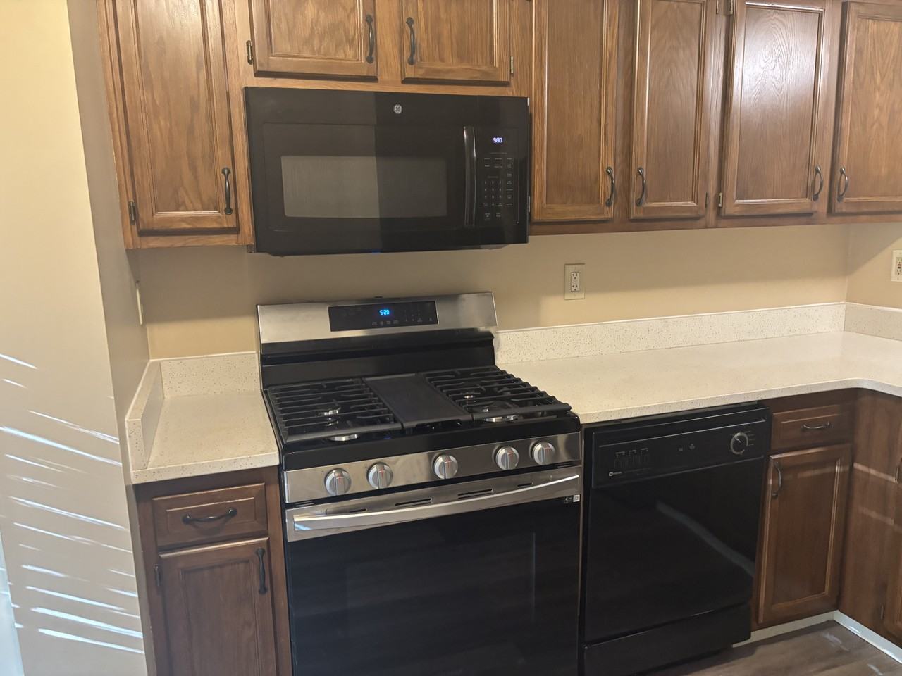 216 Cranbrooke Dr #216 - Photo 4 of 11