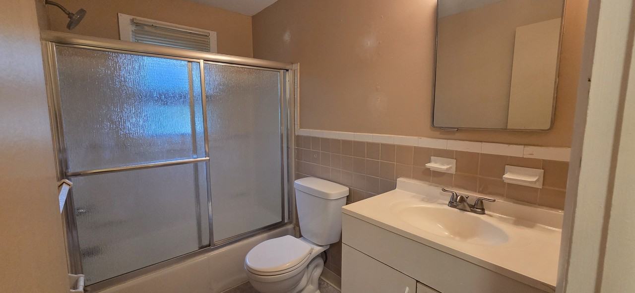 460 Woodbridge St #36 - Photo 5 of 7