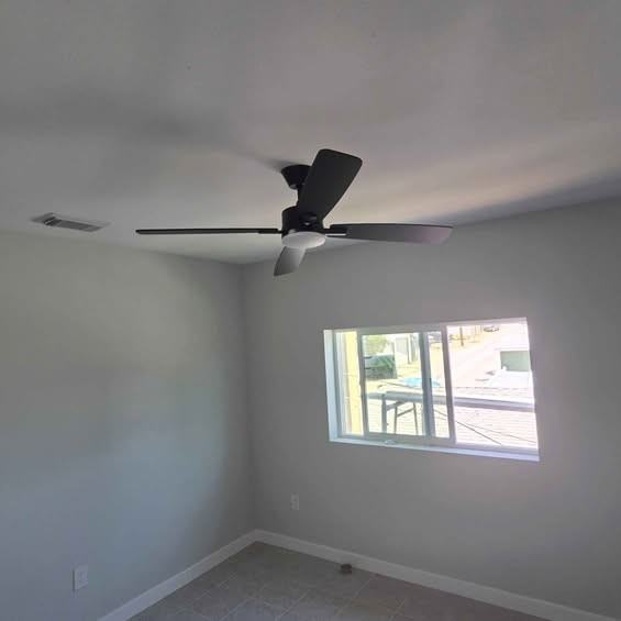 1126 E Grand Ave #1 - Photo 5 of 6