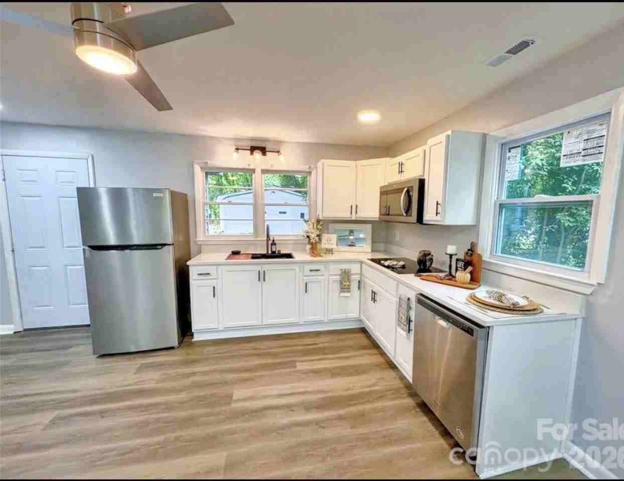 435 E Club Dr #NA - Photo 4 of 13