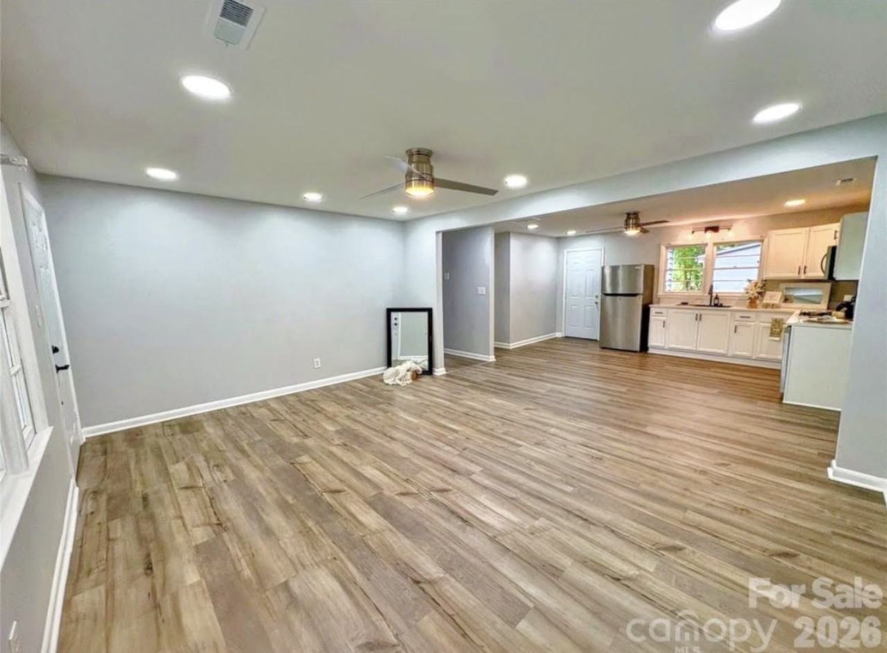 435 E Club Dr #NA - Photo 5 of 13