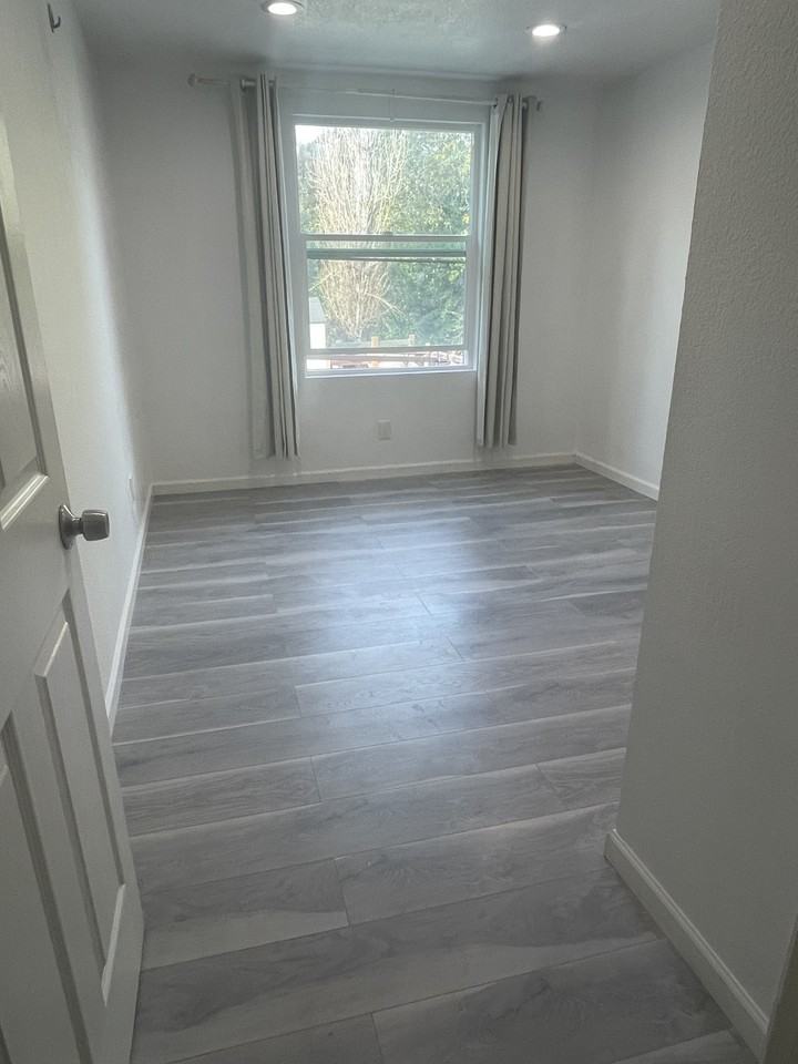 316 Juanita Ave #NA - Photo 3 of 9