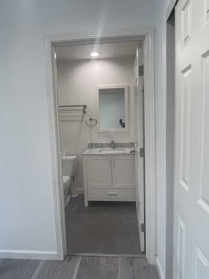 316 Juanita Ave #NA - Photo 5 of 9