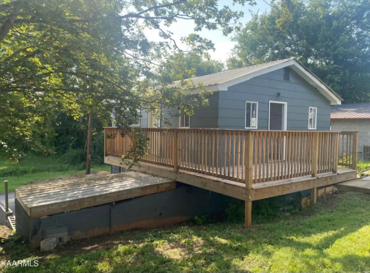 805 Poplar St #NA - Photo 2 of 14