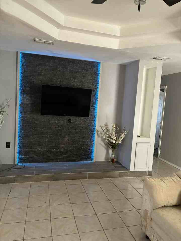2204 E Kantunil Ave #NA - Photo 3 of 10