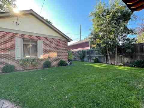 2536 N Glencoe St #NA - Photo 3 of 29