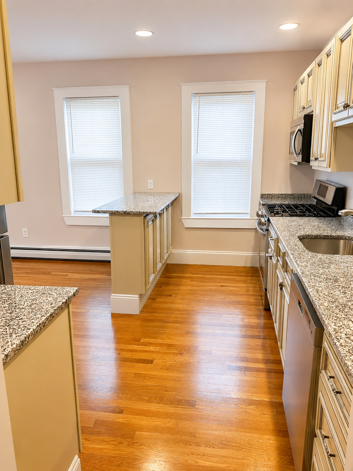 43 Savin Ave #1 - Photo 6 of 7